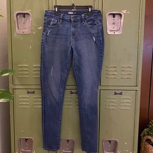 Old Navy curvy style skinny blue jeans, size 2
